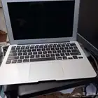 ماك بوك كور i5 رام 4قيقا هاردسك 128