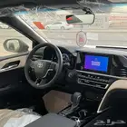 تويوتا كامري ال اي هايبرد 2025