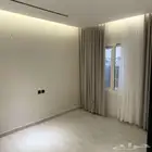 شقة تشطيب فاخر للإيجار   حي إشبيليا الذهبي