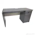 مكاتب وكراسي