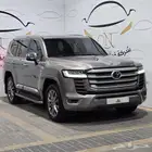 لاندكروزر VXR فل كامل بنزين 2023 ممشى 48 الف كيلو