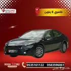 تويوتا كامري E بنزين كيشها وقسطها مع القوة الهائلة