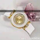 فستان واكسسوارات نسائية