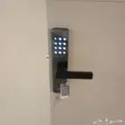 قفل ابواب ذكي قفل الكتروني باب داخلي وخارجي
