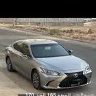 للبيع لكزس موديل 2023
