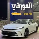 تويوتا كامري LE هايبرد 2025