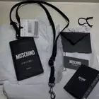 للبيع كارد هولدر MOSCHINO موسكينو أصلي