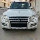 للبيع ميتسوبيشي باجيرو 2016