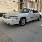 لنكولن تاون كار سيقنتشر 2003