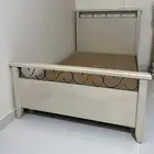 سرير مفرد عزابي - الخرج