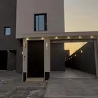 شقه في فيلا بحي عجلان
