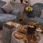 3 كنبات وكرسيين لحال وطاوله كبيره مع 2 صغار استعمال سنه