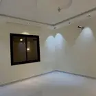 شقة جديده للايجار حي الحمدانيه السعيد