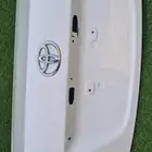 شنط يارس وكالة من موديل 2006 إلى 2013 بس تحتاج رش