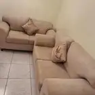سرير نفرين وكنب وشاشة