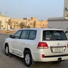 للبيع جيب جي اكس ار 2010 نظيف