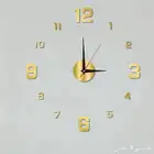 ساعة حائط ذهبية