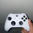 يد الاكس بوكس ابيض الأصليه