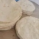خبز تنور للصندويش شاورما. مشاوي. فلافل