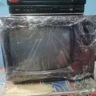 تلفزيون مع فديو شغالين على الشرط