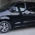 بيجو فان ترافلر ركاب
