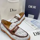 التواصل واتساب