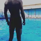 تعليم سباحة دورات وبالحصة لجميع الاعمار