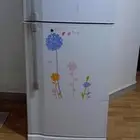 ثلاجة للبيع مستخدمه بحاله جيده