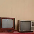 تلفزيون تراثيه انتيكا عدد 2 واحد عطلان والثاني شغال