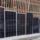 ألواح طاقة شمسية
