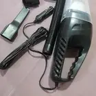 مكنسة سياره تشتغل على الولاعه مع خمس قطع