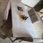 طاولة طعام