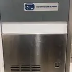 صانعة ثلج ومطحنه اخت الجديد بسعر مغري