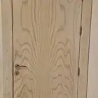 للبيع أبواب داخلية عدد 7 نظيفة