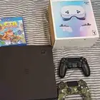 للبيع vr و سوني و يدتين سوده و شكل جيشي و شريطين كراش