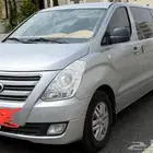 يوجد سائق توصيل مشاوير بعيدة وقريبة.