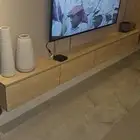 طاوله معلقه طويله