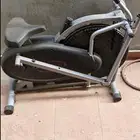 جهاز رياضي في حالة جيدة جدا