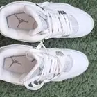 جزمه جوردن 4 ابيض مقاس 44