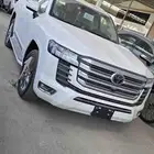 تويوتا لاندكروزر 2025 GXR L4 ينزين سعودي