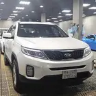 كيا سورنتو موديل 2015 الممشى 194 الف ستاندر نظيفة جد ا V6