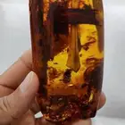 حجر قديم وثمين