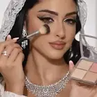 ميك اب ارتست دلال.