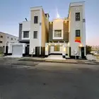 للبيع روف علوي مع ملحق تشطيبات فاخره بحي الطلح