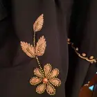 عباية اللون اسود بزخرفة جميلة يدوية