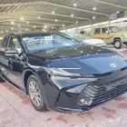 تويوتا كامري موديل 2025 استاندر بنزين لون أسود عرض خاص