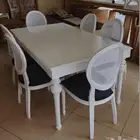 تنفيذ وتفضيل طاولات طعام وكراسي وجميع الأعمال الخشبيه