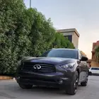 إنفنتي QX70S 2015 حالة ممتازة بدون رش أو حوادث عداد 133 ألف