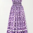 فستان بنفسجي