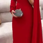 فستان احمر